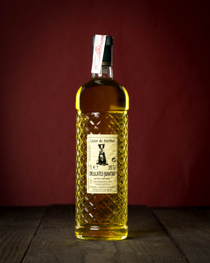 Licor de hierbas «Juantxo» (1L.)