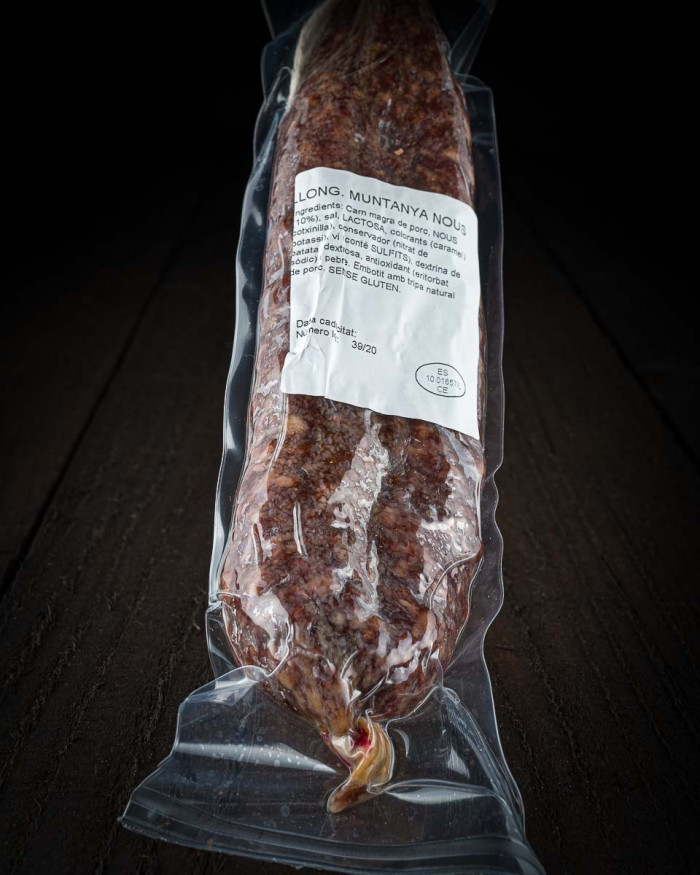 Longaniza de montaña con nueces