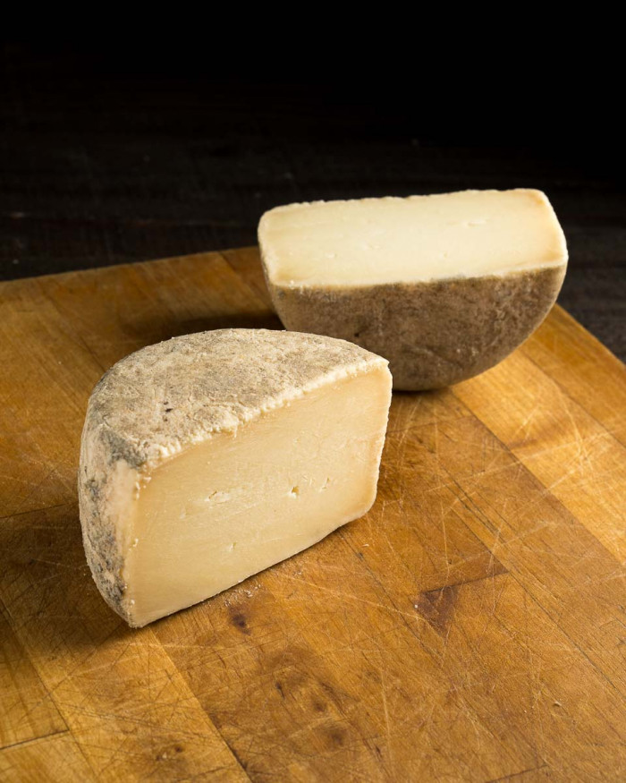 Queso de oveja semicurado «JUANTXO»