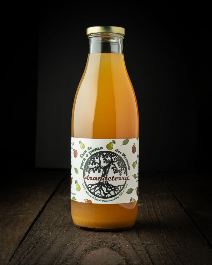 Zumo de pera y manzana "Arandeterra"